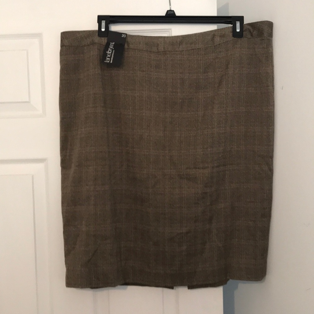 Lane Bryant Plaid  Brown skirt (New)